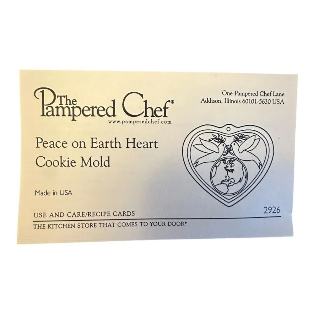 Pampered Chef “Peace on Earth” Heart Mold – Family Heritage Stoneware (2002)